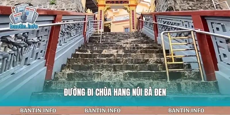 Đường đi chùa hang núi bà đen